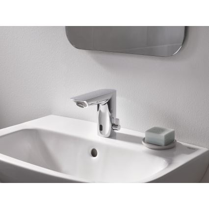 GROHE 36451000 - Elektroniska izlietnes jaucējkrāns BAU COSMOPOLITAN E ar spīdīgu hroma apdari