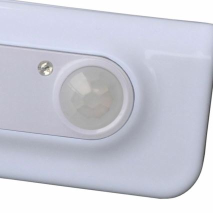 Grundig - LED Nakts gaismeklis ar sensoru LED/3xAAA