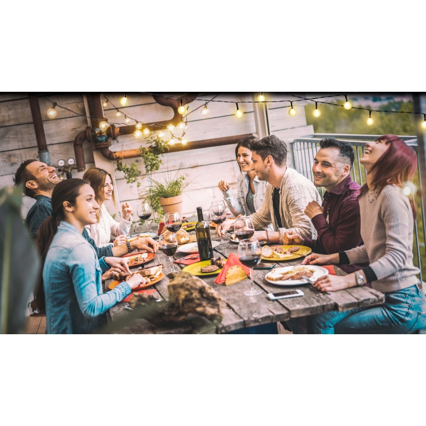 Grundig - LED saules virtene ar regulējamu spilgtumu 50 LED/8 režīmi 9,35 m siltā balta 1200 mAh IP44 + tālvadība