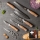 Gudaro komplekts 5x damaskas virtuves nazis TAKUMI + nažu turētājs un šķēres putnu gaļai