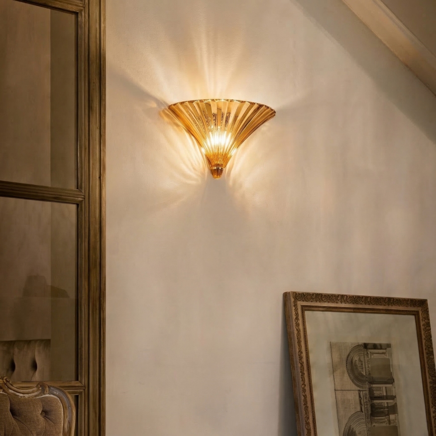 Ideal Lux - Sienas gaismeklis SANTA 1xE14/40W/230V zelta krāsā