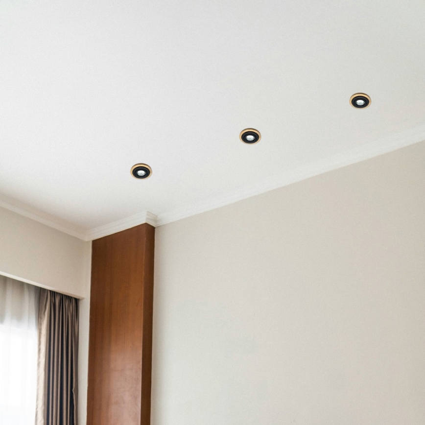 Iebūvējams griestu gaismeklis TOBBY 1xGU10/20W/230V Ø 11,5 cm ozols/melns