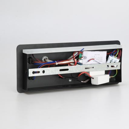 Immax 08288L - LED Sienas strametis ar plauktu, USB portu un bezvadu uzlādi Be PREPARE LED/3W/230V + LED/3W melna