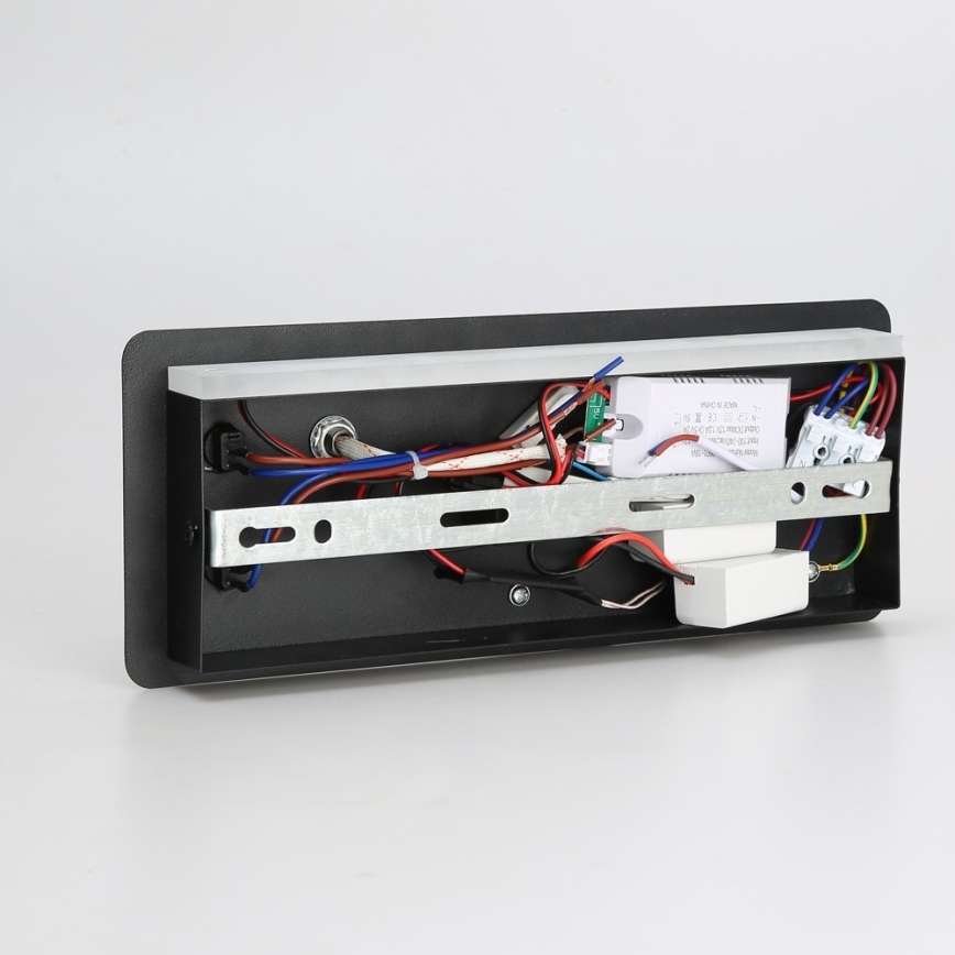Immax 08288L - LED Sienas strametis ar plauktu, USB portu un bezvadu uzlādi Be PREPARE LED/3W/230V + LED/3W melna