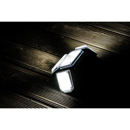 LED Saules enerģijas sienas lampa ar sensoru LED/5W/5,5V IP65 2400 mAh