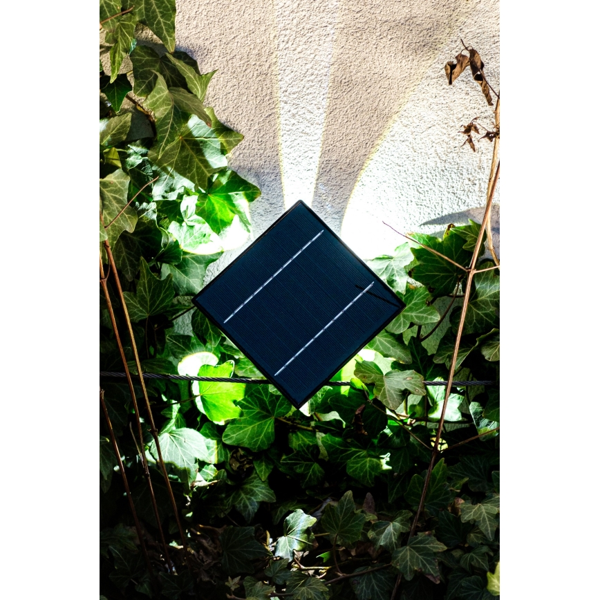 LED Saules enerģijas sienas lampa ar sensoru LED/2W/5V IP54 1300 mAh