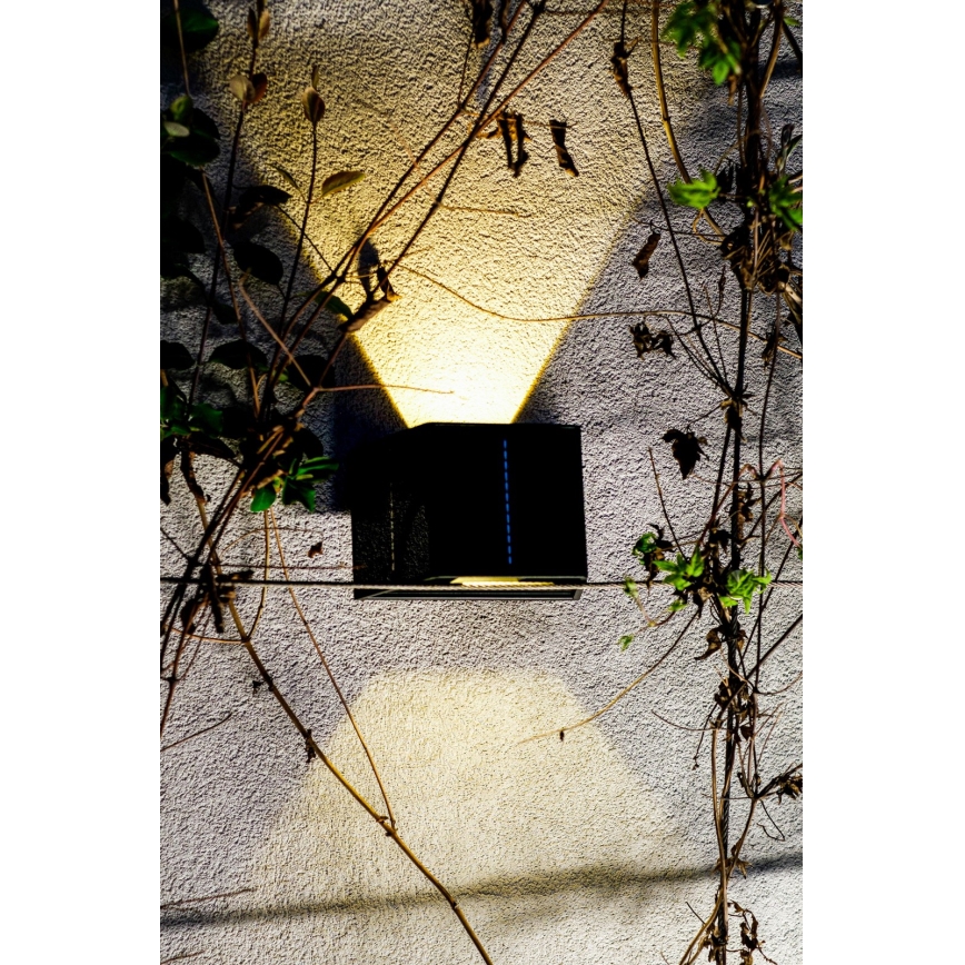 LED Saules enerģijas sienas lampa ar sensoru LED/2W/5V IP54 1300 mAh