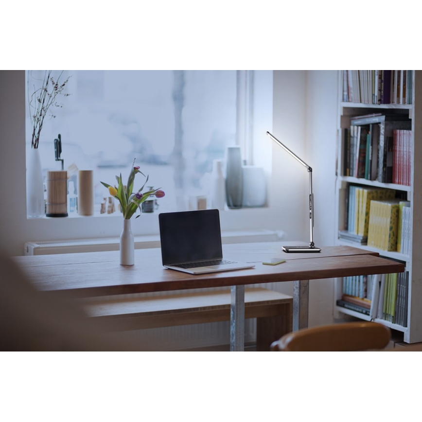 LED Aptumšojama galda lampa LED/8,5W/230V ar bezvadu uzlādi