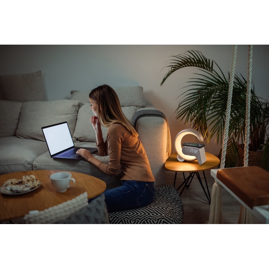 LED RGB Aptumšojama galda lampa ar modinātāja pulkstenis un Qi lādētāju 30W/230V zelta