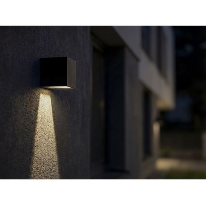 LED saules sienas gaismeklis ar sensoru REKA LED/3W/3,7V 1800 mAh 3000/4000/6500K IP65 melns
