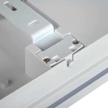 LED Āra griestu lampa ar kustību sensoru BENO LED/24/30W/230V 3000/3500/4000K IP65 balta leņķa