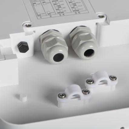 LED Āra griestu lampa ar kustību sensoru BENO LED/24/30W/230V 3000/3500/4000K IP65 balta leņķa
