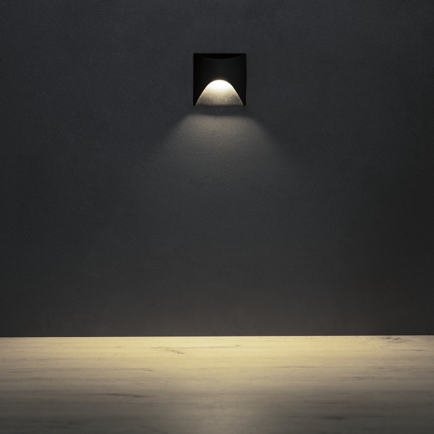 LED trepju gaismeklis EXIN LED/2,5W/230V 4000K IP65 melns, kvadrātveida