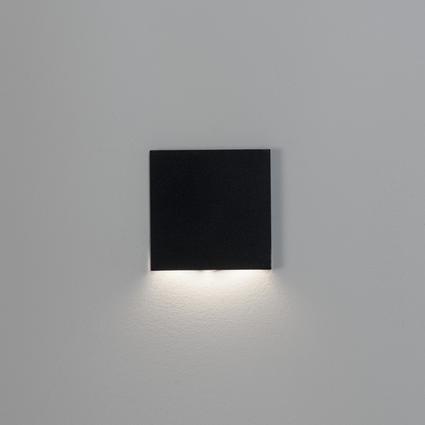 LED kāpņu gaismeklis MAGNIK LED/1,7W/230V 2700/3300/3900/4600/5700K melns kvadrātveida