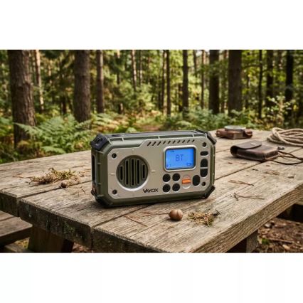 Kempinga radio ar rokas kloķi, saules paneli un LED lukturīti ar powerbankas funkciju 5V/3xAAA/2000 mAh IPX4 zaļa