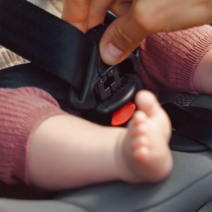 KINDERKRAFT - I-GUARD i-Size bērnu autosēdeklis 40-105 cm bēšs