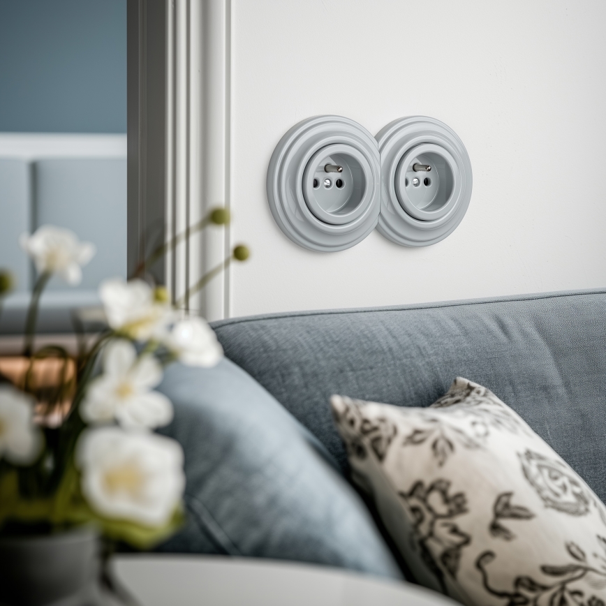 Kliklap - Dubulta retro mājas kontaktligzda ar rāmi 230V pelēka