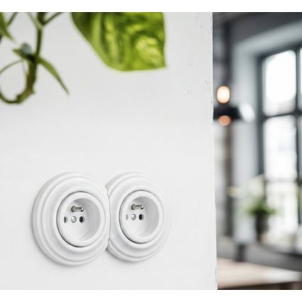 Kliklap - Dubultā retro mājas kontaktligzda ar rāmi 230V sniegbalta