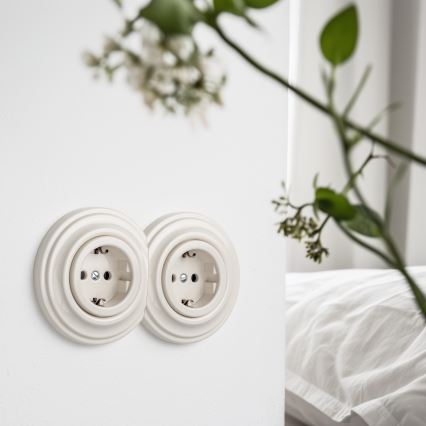 Kliklap - Dubultā retro mājas kontaktligzda ar rāmīti SCHUKO 230V/16A bēša