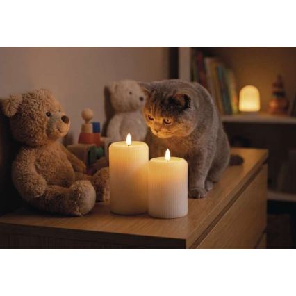 KOMPLEKTS 2x LED svece LED/4xAA + tālvadības pults