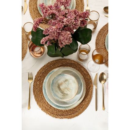 Krāsains 18 daļu porcelāna trauku komplekts