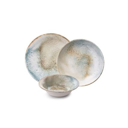 Krāsains 18 daļu porcelāna trauku komplekts
