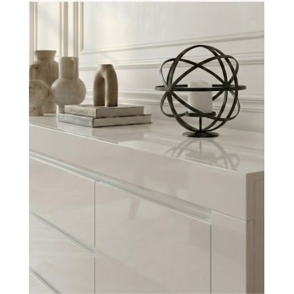 Kumode FINERA — balta