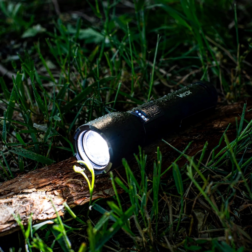LED Aptumšojama uzlādējams lukturītis LED/20W/5V IPX4 800 spīdīgs 2000 mAh