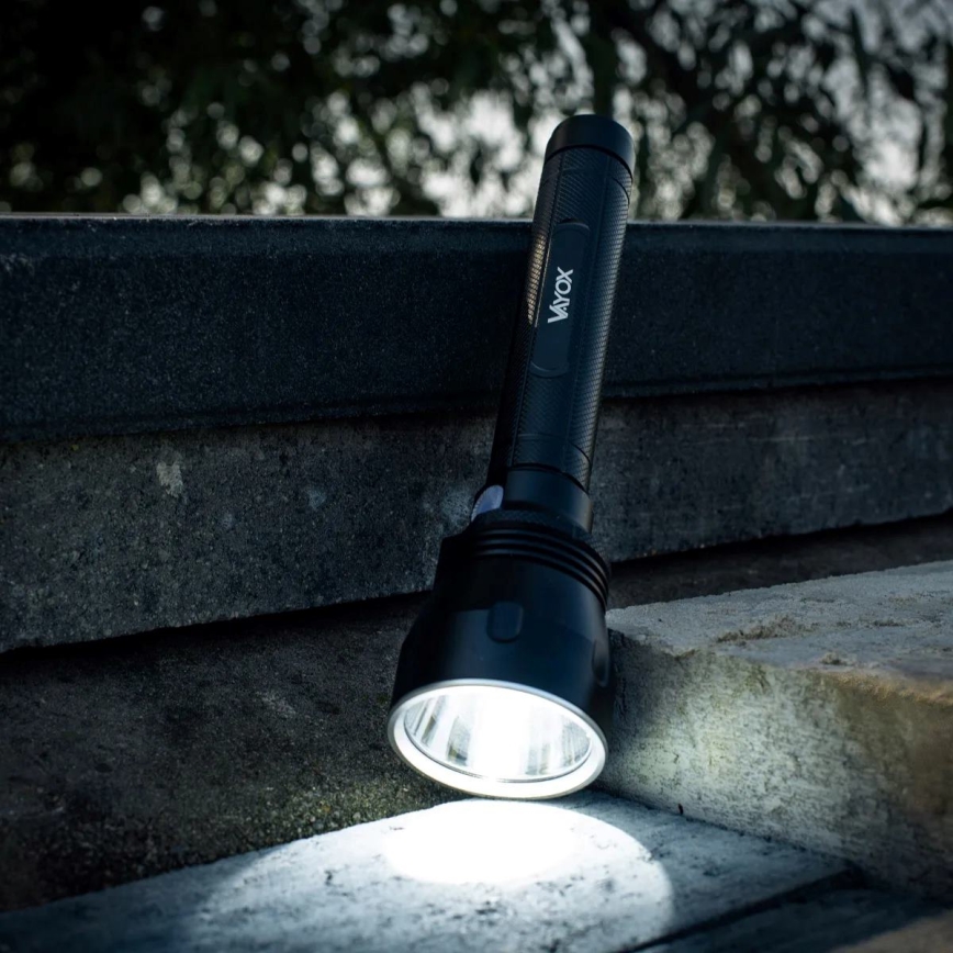 LED Aptumšojama uzlādējams lukturītis LED/20W/5V IPX5 1570 spīdīgs 8400 mAh