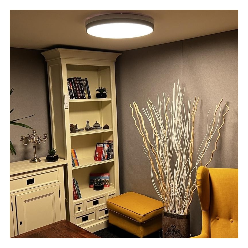 LED Aptumšojams griestu gaismeklis LED/48W/230V 2700-6500K Wi-Fi Tuya + tālvadības pults