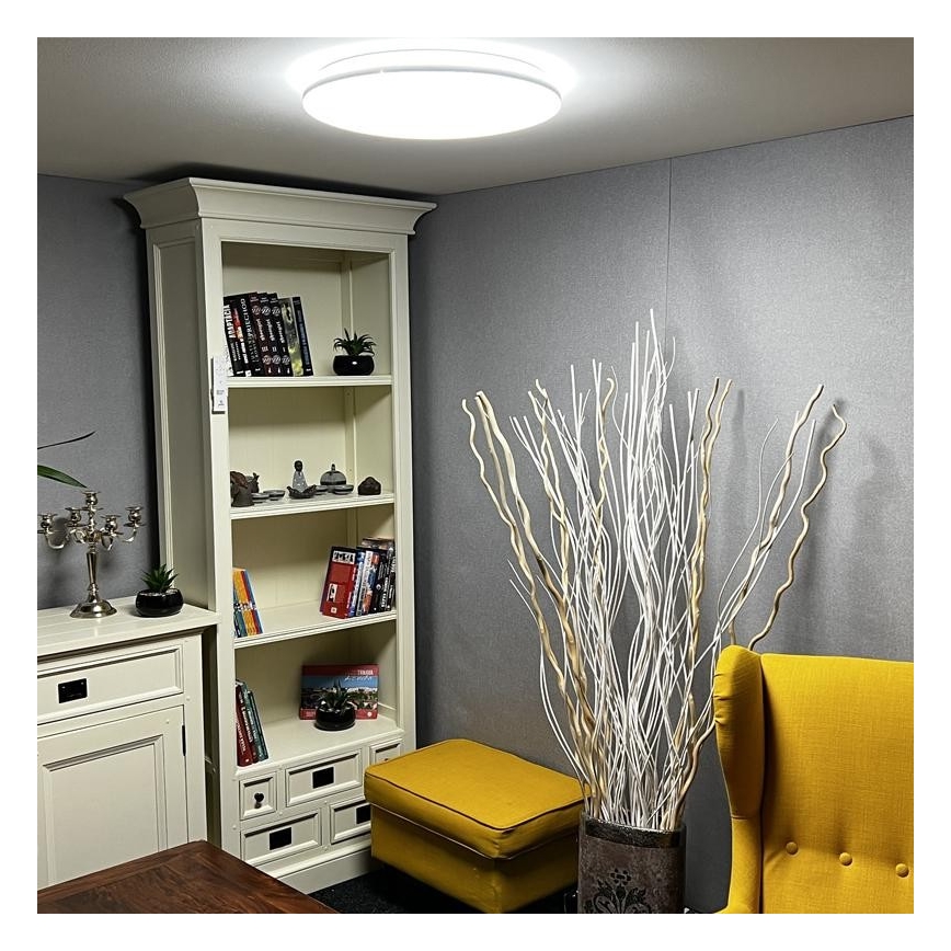 LED Aptumšojams griestu gaismeklis LED/48W/230V 2700-6500K Wi-Fi Tuya + tālvadības pults