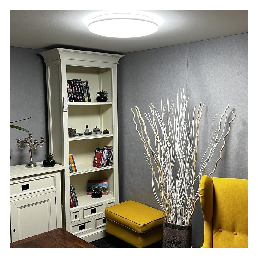 LED Aptumšojams griestu gaismeklis LED/48W/230V 2700-6500K Wi-Fi Tuya + tālvadības pults