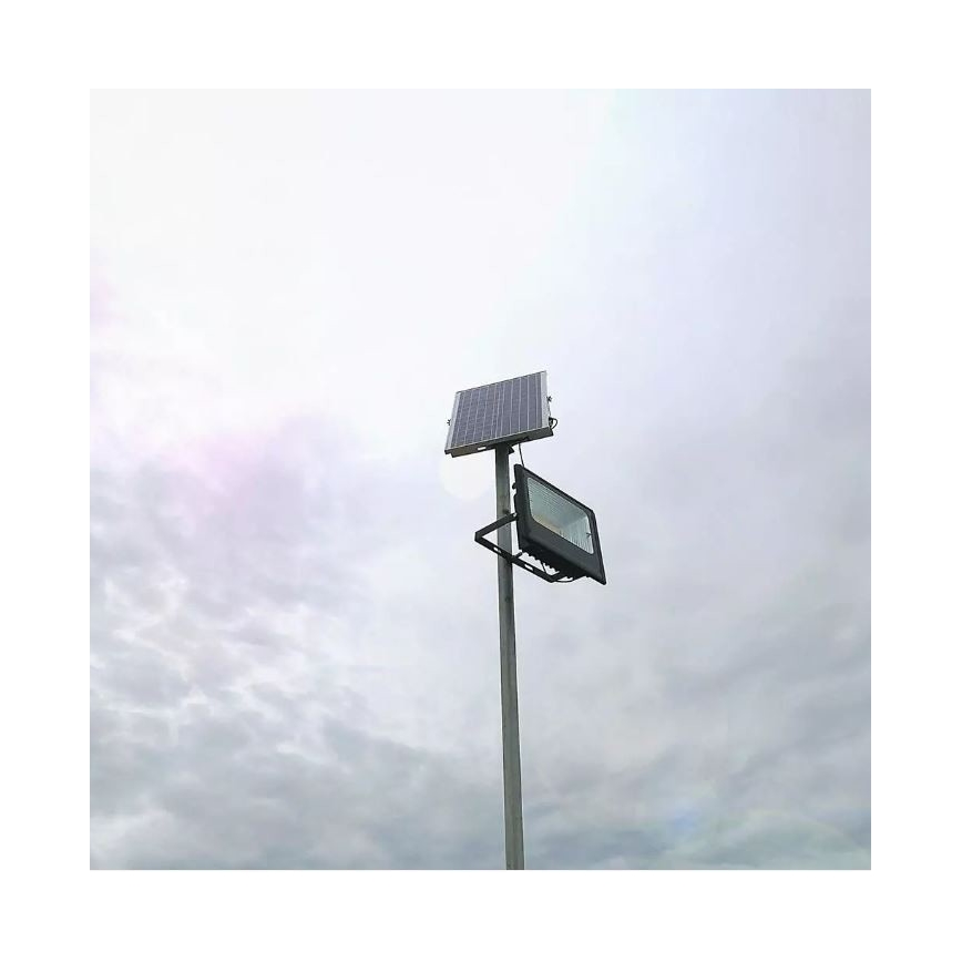 LED Aptumšojams saules enerģijas prožektors LED/12W/3,2V 6000K IP65 5000 mAh + tālvadības pults