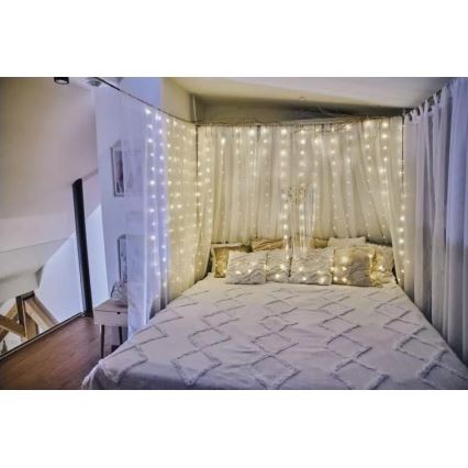 LED āra gaismas virtene 300xLED/8 funkcijas 5,9 m IP44 silti balta