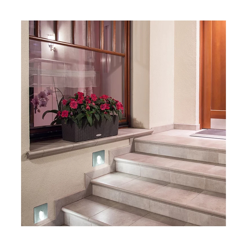 LED Āra kāpņutelpas apgaismojums ESPO LED/3W/230V matēts hroms IP54