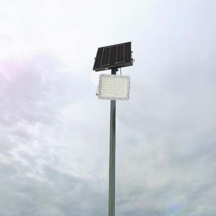 LED Āra aptumšojama saules enerģijas Prožektors LED/15W/3,2V IP65 4000K 12000 mAh balta + tālvadības pults
