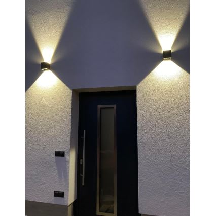 LED Āra sienas lampa  2xLED/3W/230V IP54 melna