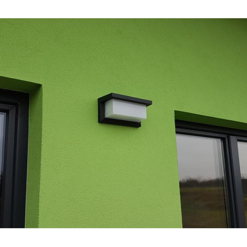 LED Āra sienas lampa ar sensoru LED/12W/230V IP54 melna