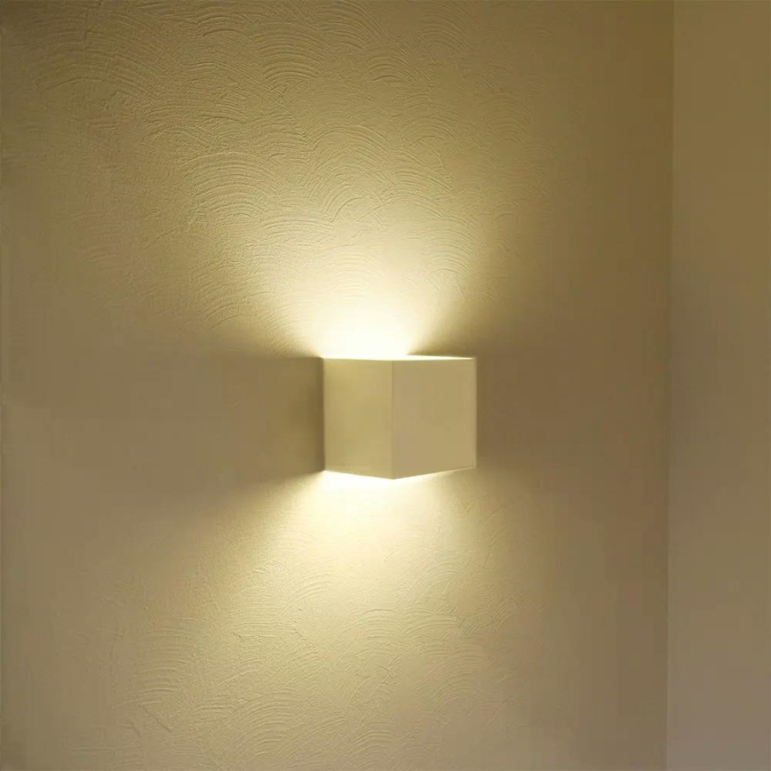 LED Āra sienas lampa LED/5W/230V 3000K IP65 balta