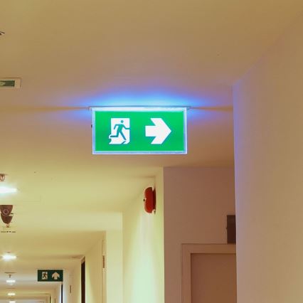 LED Avārijas gaismas lampa EMERGENCY EXIT SAMSUNG CHIP LED/2W/230V 6000K