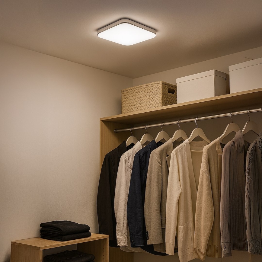 LED griestu gaismeklis NEMO LED/11W/230V 26x26 cm spīdīgs hroms