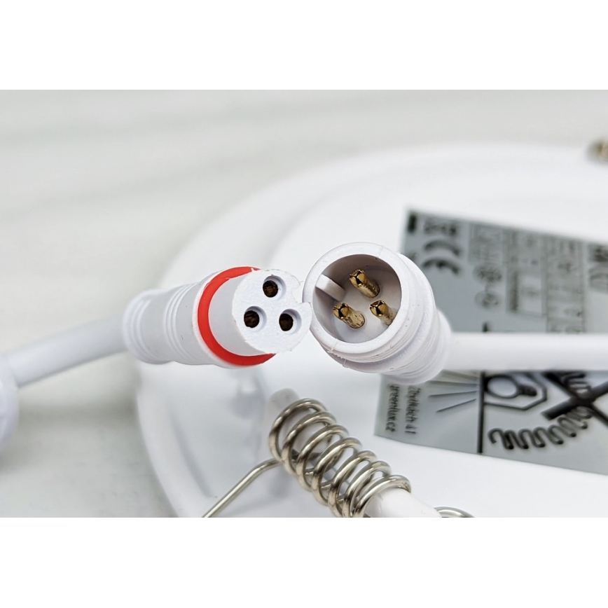 LED Iegremdējama lampa VEGA LED/12W/230V 2900/3900/5800K 17,5x17,5 cm balta