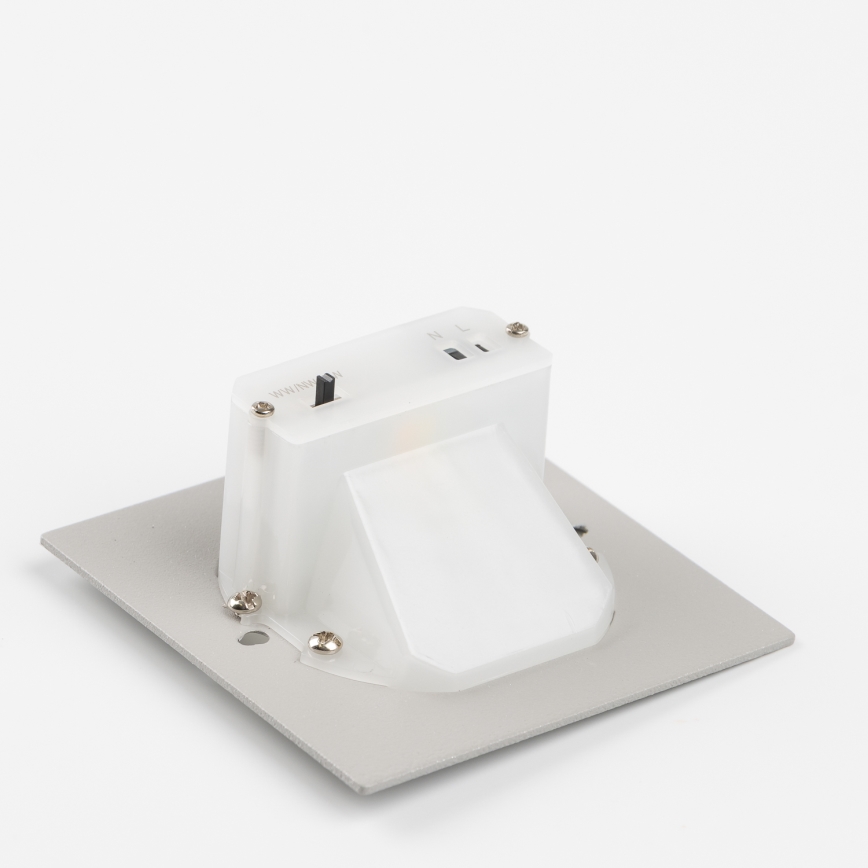 LED kāpņu gaismeklis ar kustības un krēslas sensoru LED/1,5W/230V 3000/4000/6000K balts