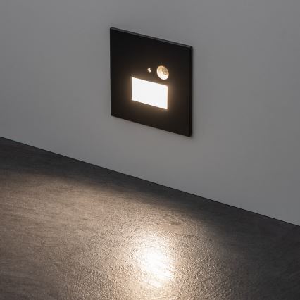 LED kāpņu gaismeklis ar kustības un krēslas sensoru LED/1,5W/230V 3000/4000/6500K antracīts