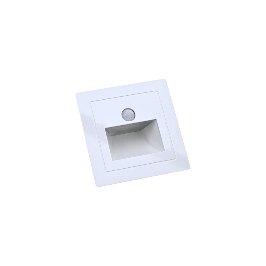 LED kāpņu gaismeklis ar kustības un krēslas sensoru LED/3W/230V 6000K balts