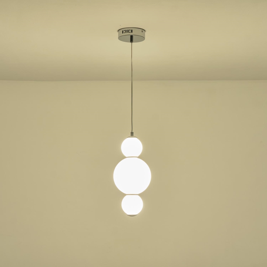 LED Lustra ar auklu LED/12,6W/230V 3000K