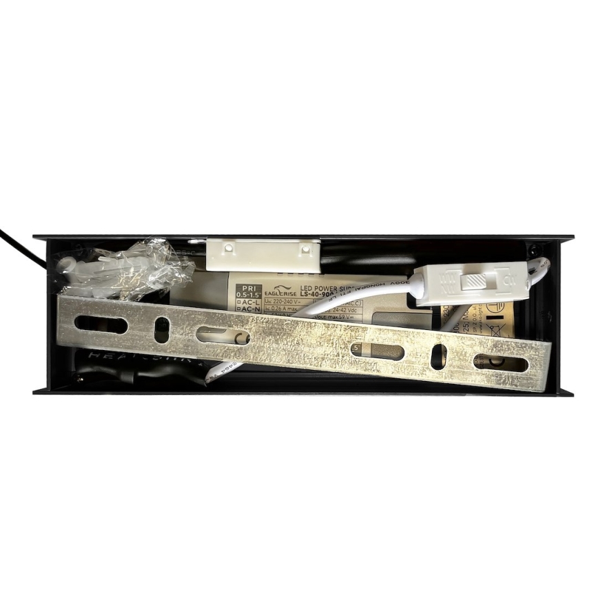 LED pakaramā lustra uz kabeļa LINEA LED/36W/230V 3000/4000/5700K CRI 90 melna