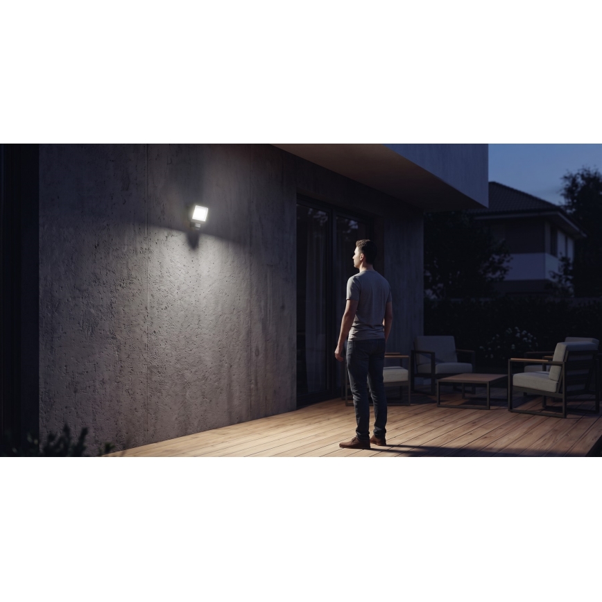 LED prožektors ar kustības un krēslas sensoru TAMBO EVO LED/30W/230V 4000K IP44 melns
