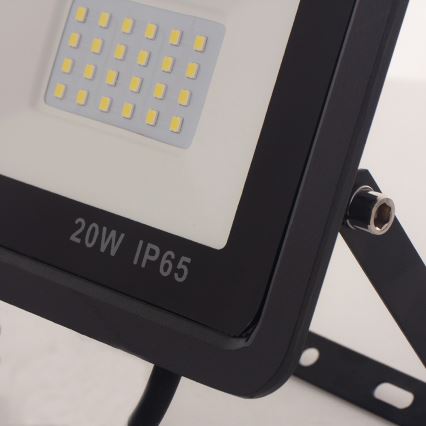 LED Prožektors ar sensoru LED/20W/230V IP65