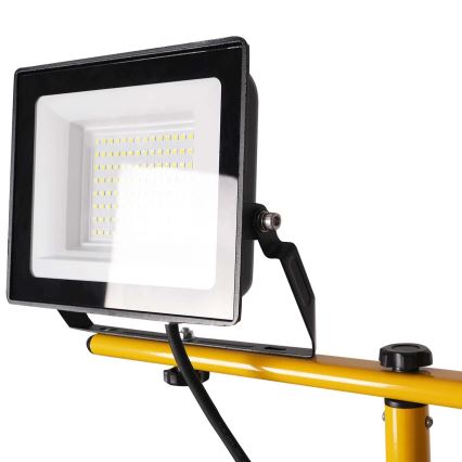 LED prožektors ar statīvu 2xLED/50W/230V 6500K IP65 dzeltens